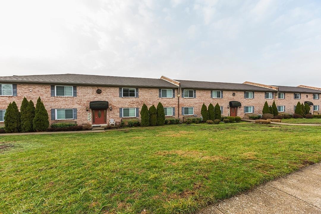 Primary Photo - Malabu Bridge Condos