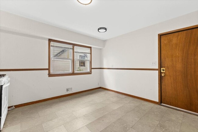 Building Photo - 4722 N 49th St