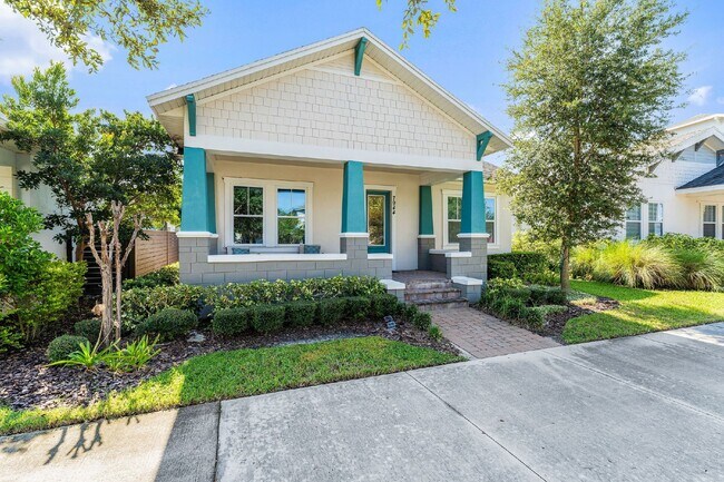 Foto del edificio - Gorgeous 3 Bedroom Home + Office Available Now with Modern Fixtures and Optional Furnishings in D...