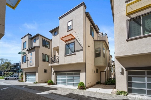 Building Photo - 1807 Coastal Way