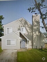 Building Photo - 801 Housman Ct