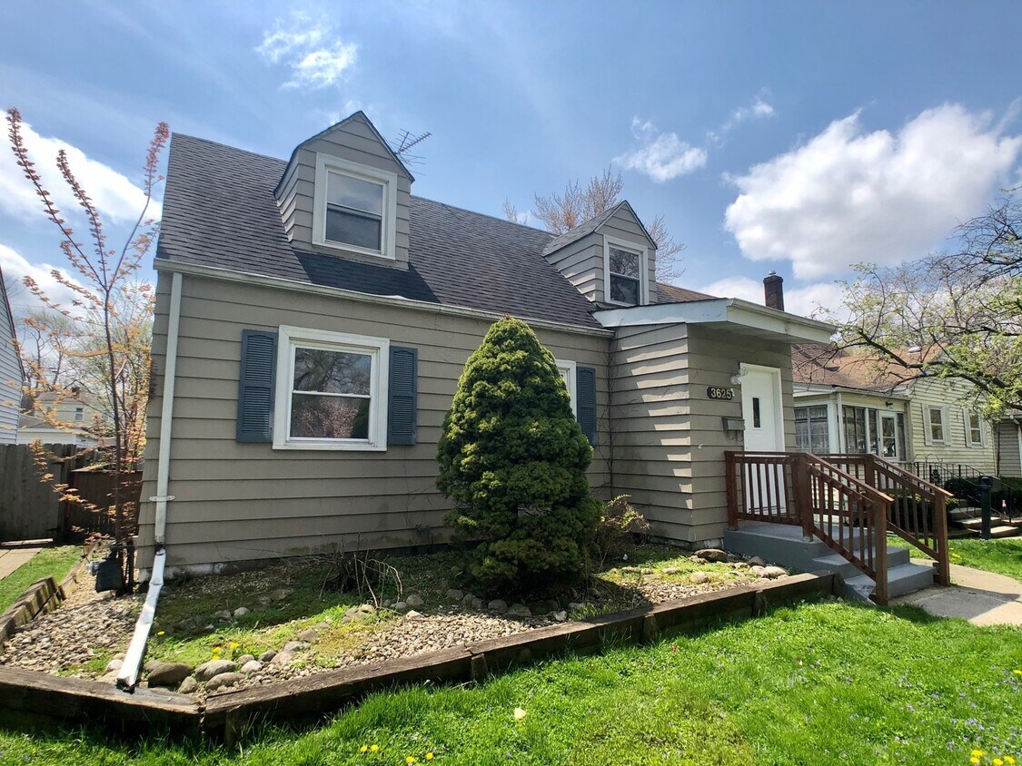 3625 178th St, Lansing, IL 60438 House Rental in Lansing, IL