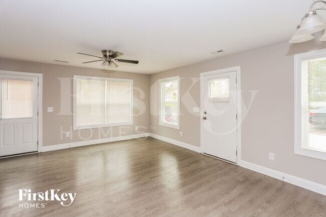 Foto del edificio - 603 S Harding Ave