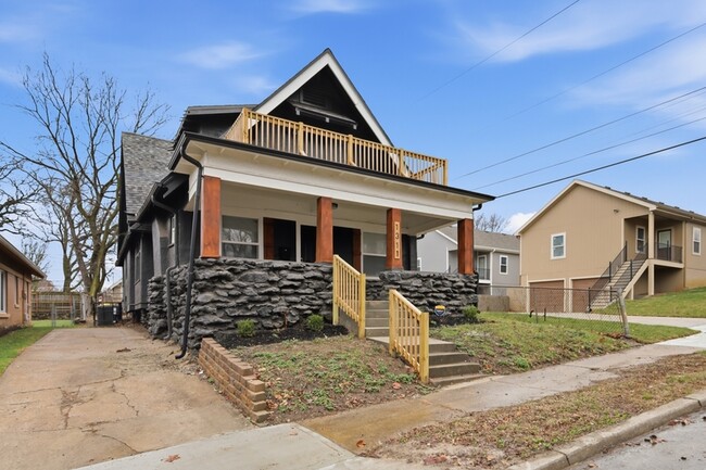 Building Photo - 1311 E 29th St