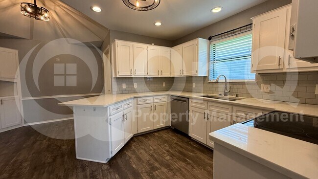 Foto del edificio - 416 W Oak St
