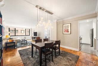 Building Photo - 420 E 64th St