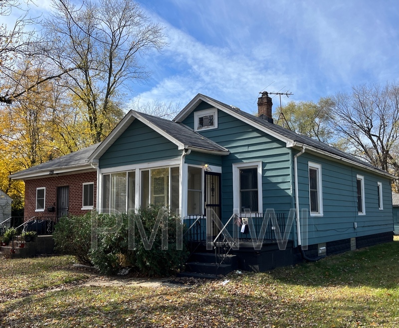 Primary Photo - 3988 Adams St