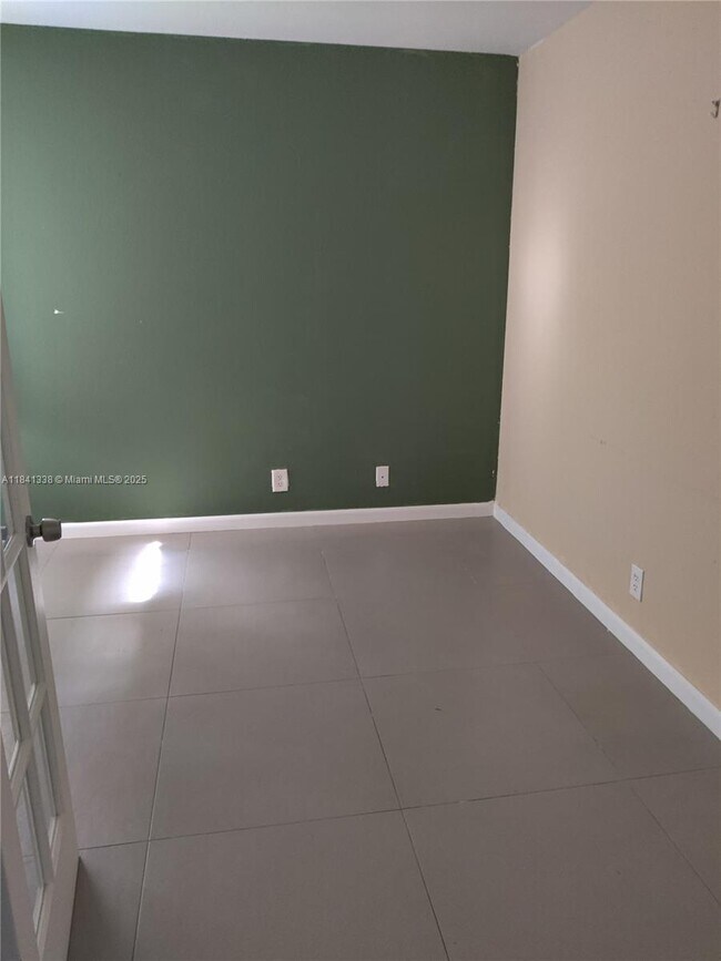 Foto del edificio - 1510 Springside Dr