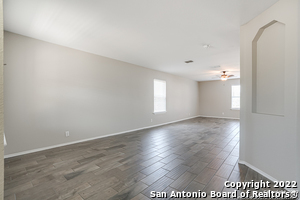 Building Photo - 24603 Maple Crest