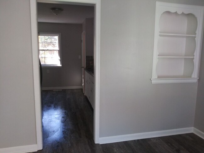 Foto del edificio - 923 N Pershing St