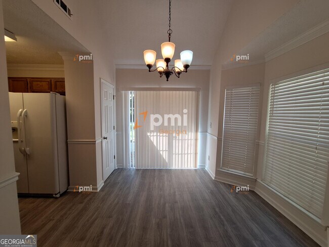 Foto del edificio - 2055 Pine Cone Dr SW