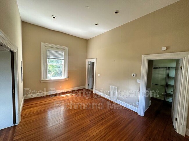 Foto del edificio - 1101 W Grace St