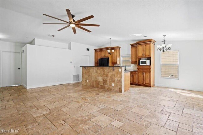 Foto del edificio - 3 br, 2 bath House - 5307 Steven Rd