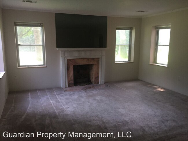 Building Photo - 3 br, 2.5 bath House - 822 Reynolds Circle