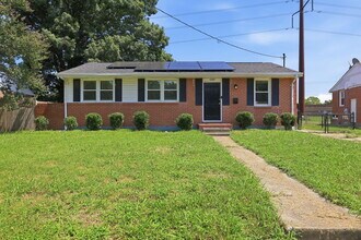 Building Photo - 1305 Yeadon Rd