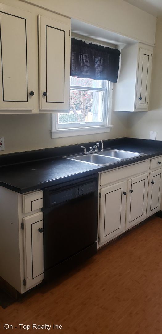 Foto del edificio - 2 br, 1 bath House - 1422 S. Wall