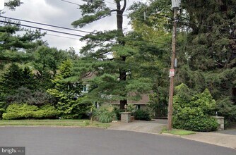 Building Photo - 417 Wingate Rd