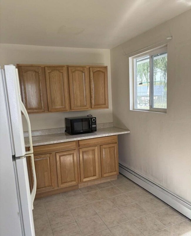 Eat in kitchen area - 18 Luella Rd