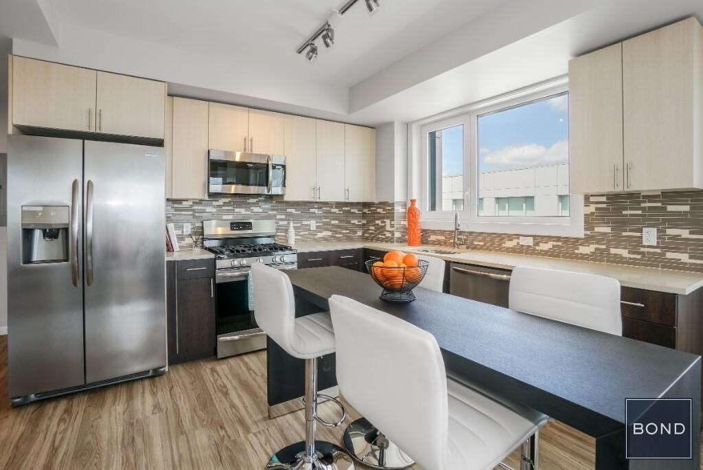 17802 Hillside Avenue Unit 507, Queens, NY 11432 Apartment for Rent