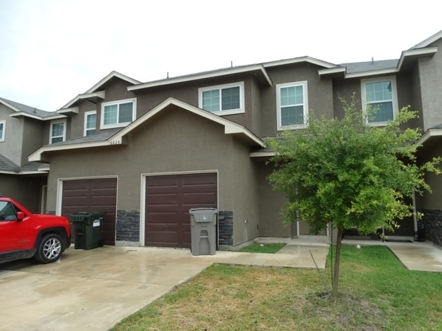 Building Photo - 16824 Dancing Ava #2 Selma, TX 78154