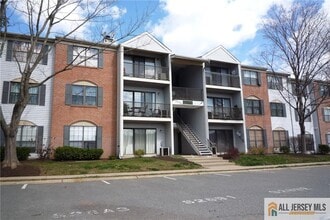 Building Photo - 363 Lancaster Ct