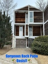 Building Photo - 1631 N 109th Plaza