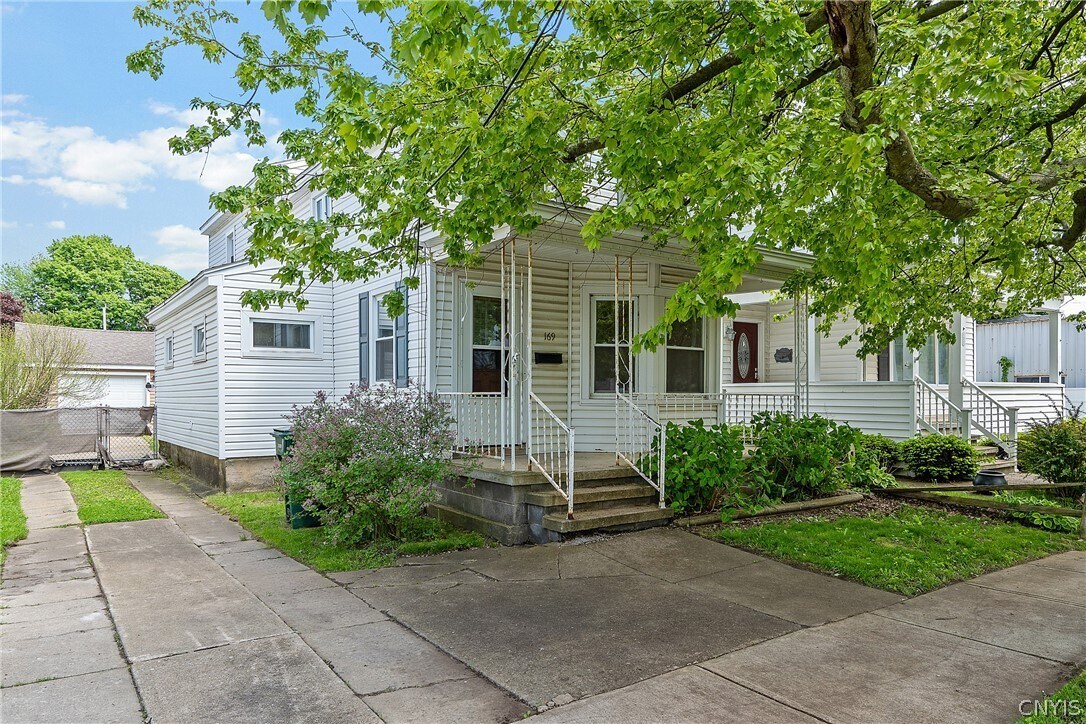 Primary Photo - 169 W 6th St