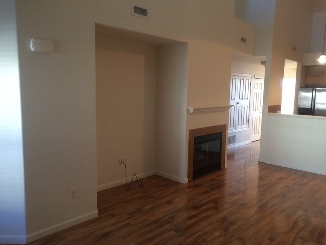 Building Photo - 5800 Tower Rd