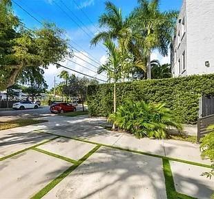Foto del edificio - 325 SW 30th Rd