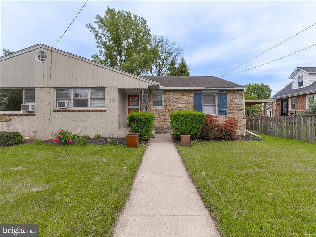 Foto principal - 112 5th Ave