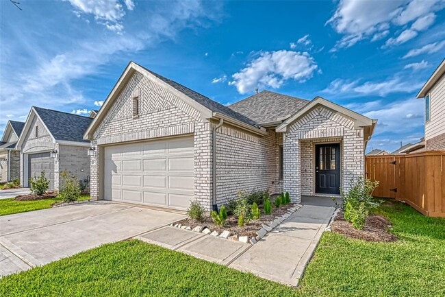 Building Photo - 21630 Sandy Hill Cir