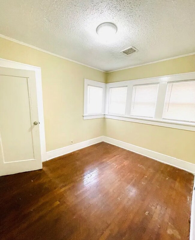 Foto del edificio - Spacious 4 Bed/2 Bath Single Family Home in Montgomery, AL - Available 11/3 - $1200