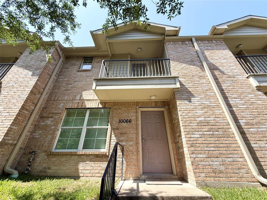 Primary Photo - 10066 Emnora Ln
