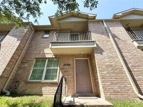 Building Photo - 10066 Emnora Ln