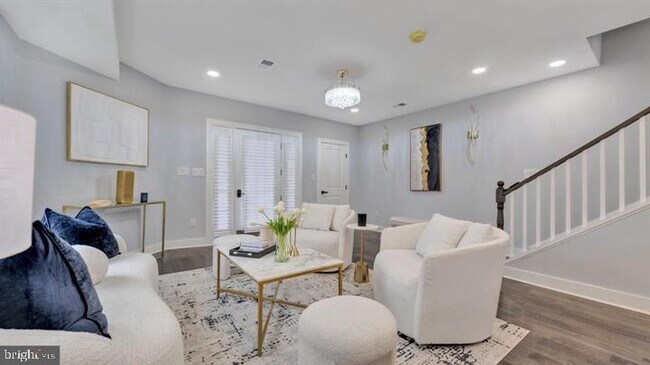 Foto del edificio - 413 Ingraham St NW