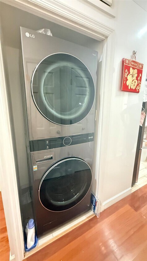 Foto principal - 50-35 42nd St