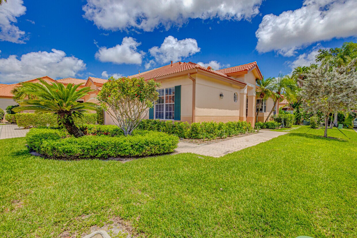 146 Monterey Pointe Dr, Palm Beach Gardens, FL 33418 House Rental in