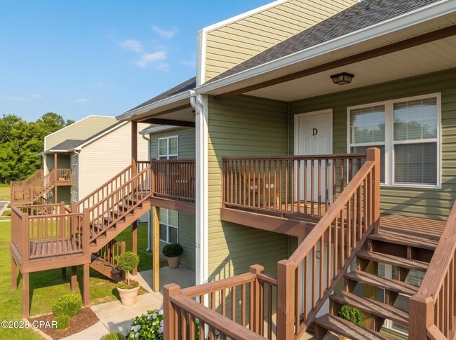 Building Photo - 131 Gwyn Dr