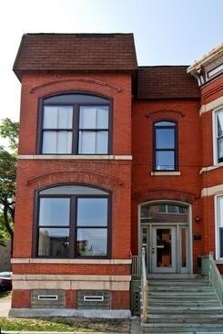 Foto del edificio - 2320 W Moffat St