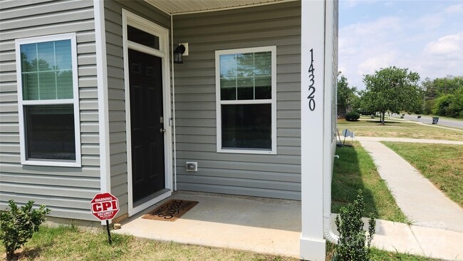 Building Photo - 14320 Choate Cir