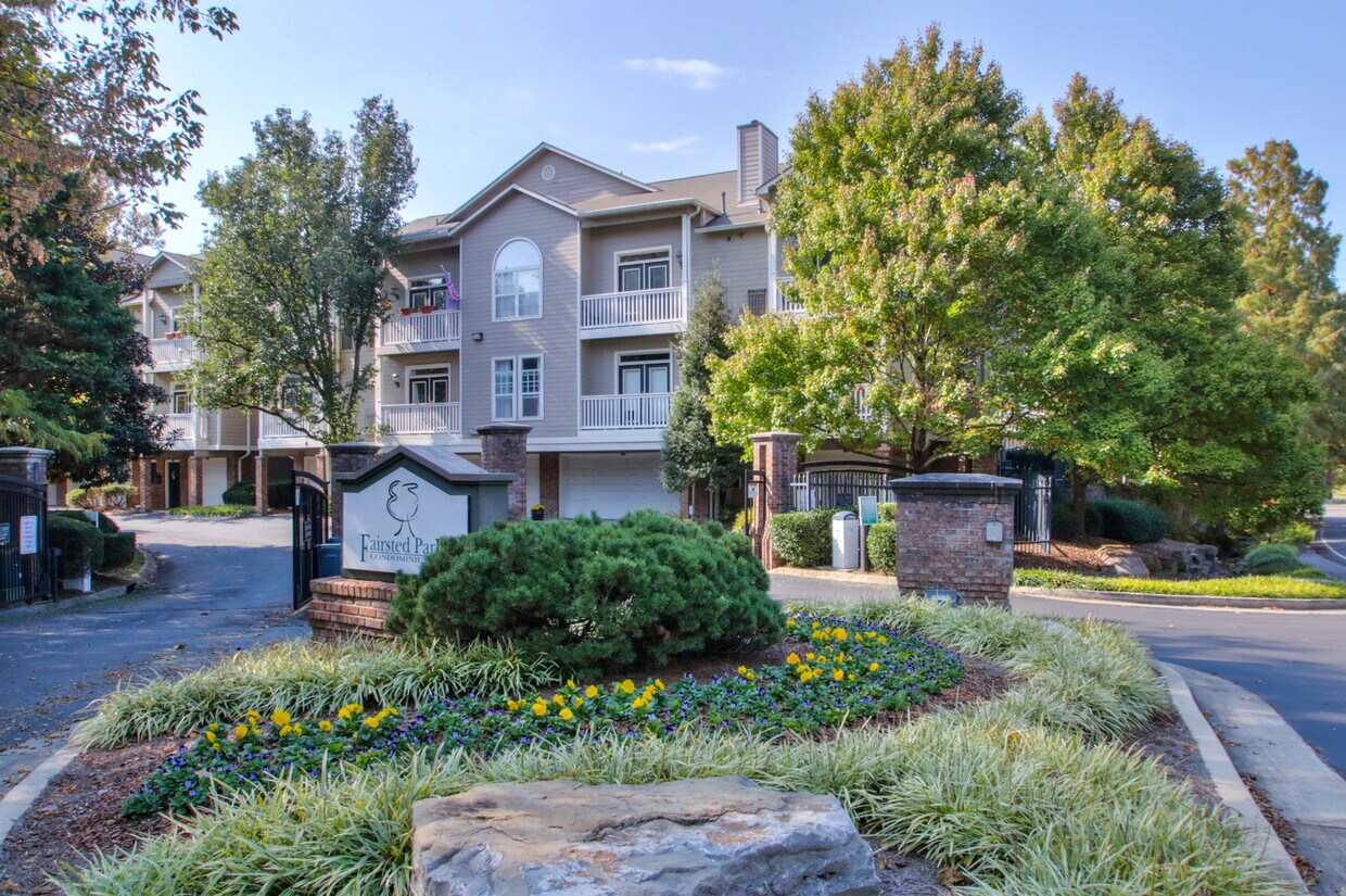 Foto principal - 2065 Stokes Ln