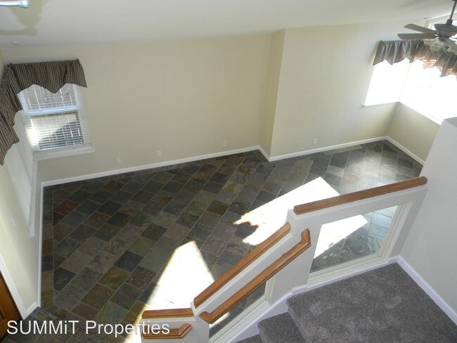 Building Photo - 4 br, 2.5 bath House - 213 Alder Crest Way