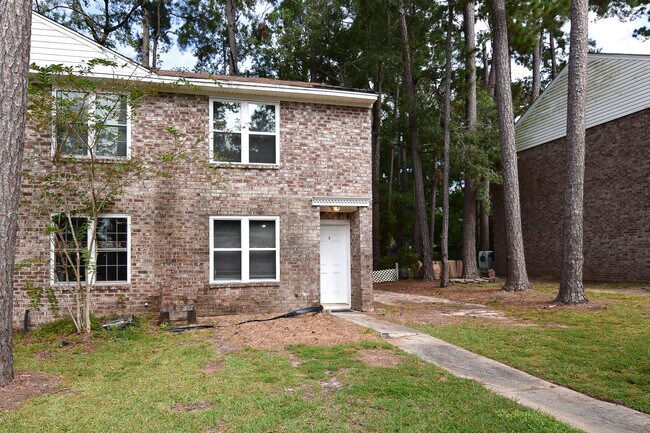 Foto del edificio - 306 Crestview Dr