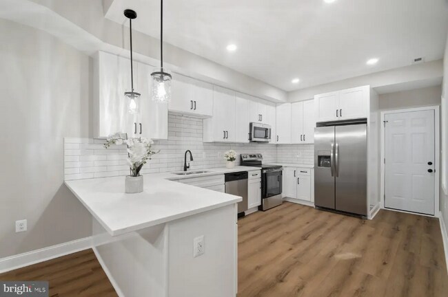 Foto del edificio - 1629 Edmondson Ave