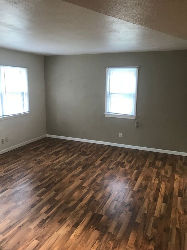 Foto del interior - Immaculate 2 Ranch Style Bedroom Duplex