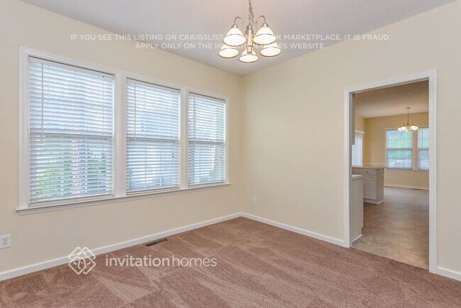 Foto del edificio - 508 Zircon Ln