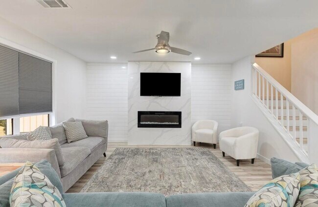 Foto del edificio - 735 Sandpiper Pl
