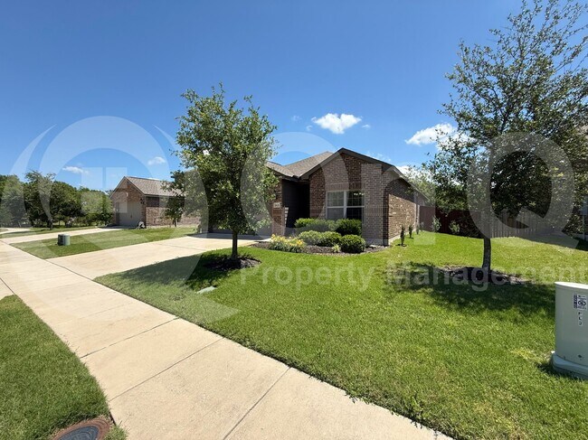 Building Photo - 1625 Kim Loan Dr