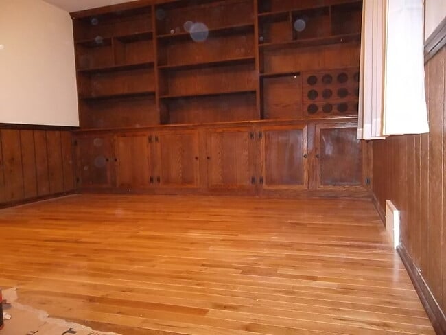 Foto del edificio - 2617 Bethel Crest Dr