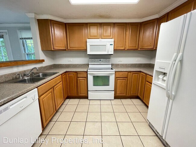 Foto del edificio - 4 br, 2 bath House - 735 Edwards St